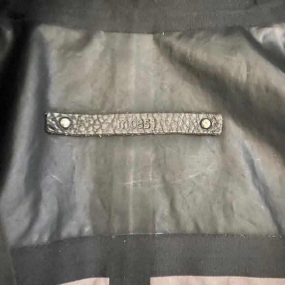 M0851 Men's Rain Jacket/Wind breaker - Picture 3 of 7